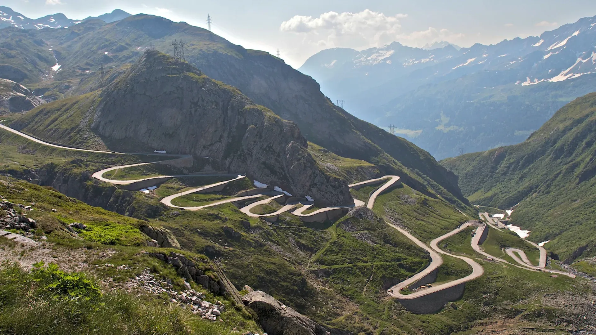 Le col du Saint-Gothard est un trait d'union entre les cultures de la Suisse