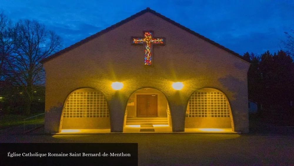 eglise-catholique-romaine-saint-bernard-de-menthon-2