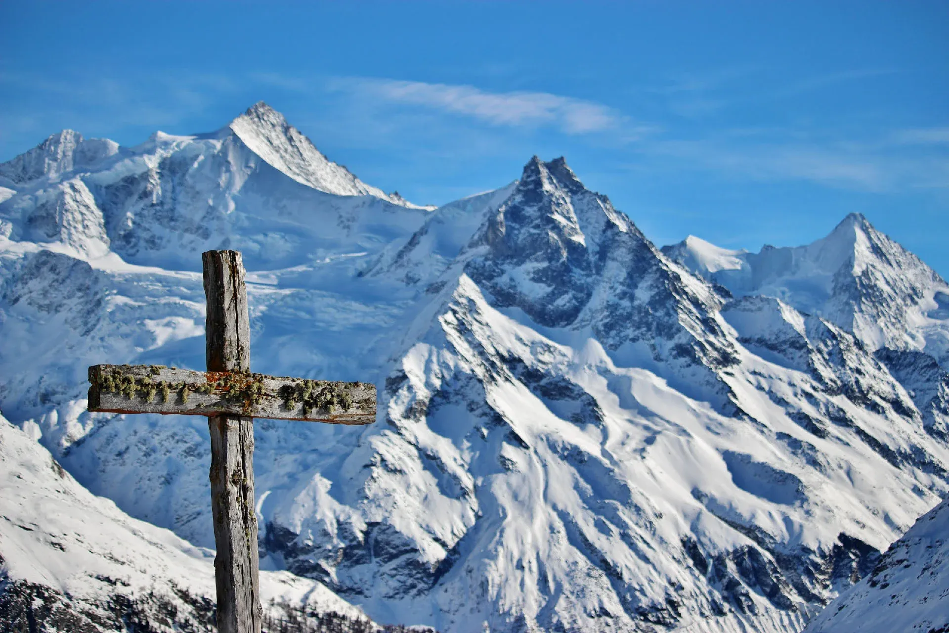 Croix-domaine-skiable-Zinal